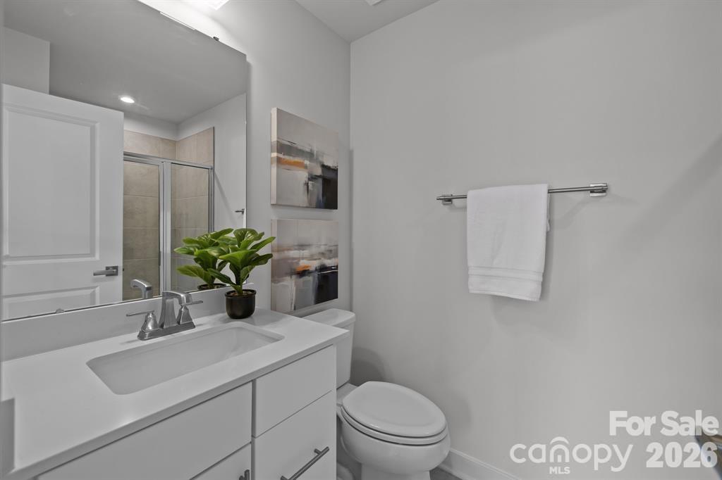 3737 S Tryon Street Property Photo 11