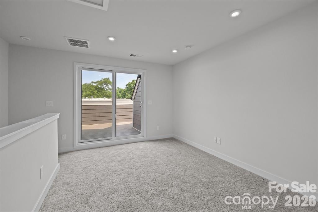 3737 S Tryon Street Property Photo 12