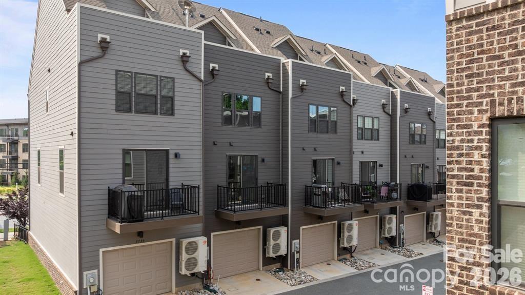 3737 S Tryon Street Property Photo 25
