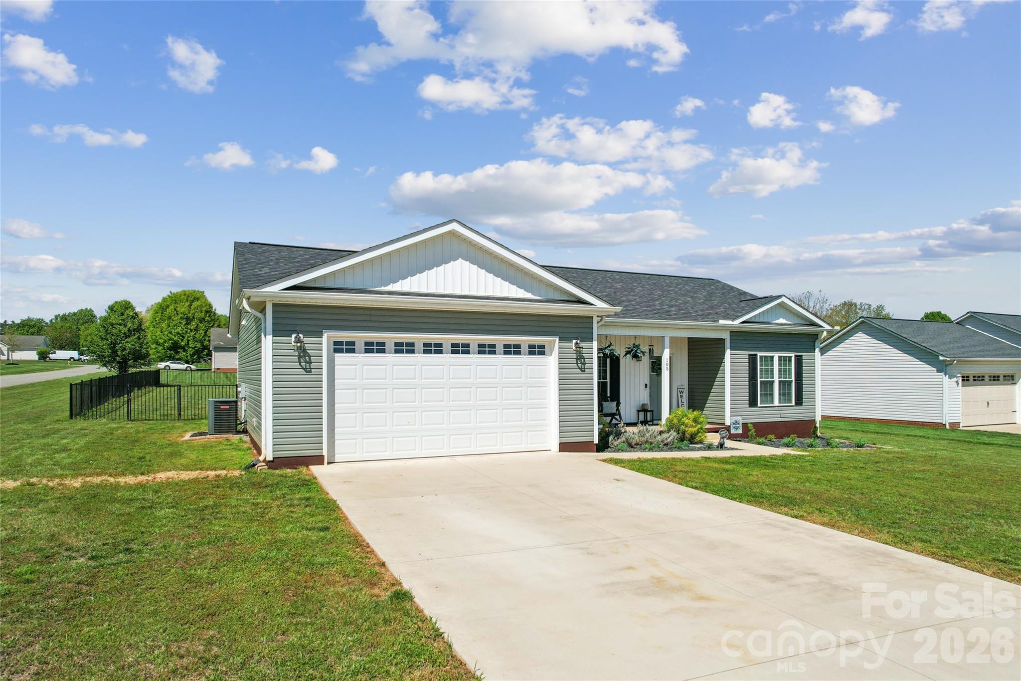 105 E Dundee Court Property Photo 35