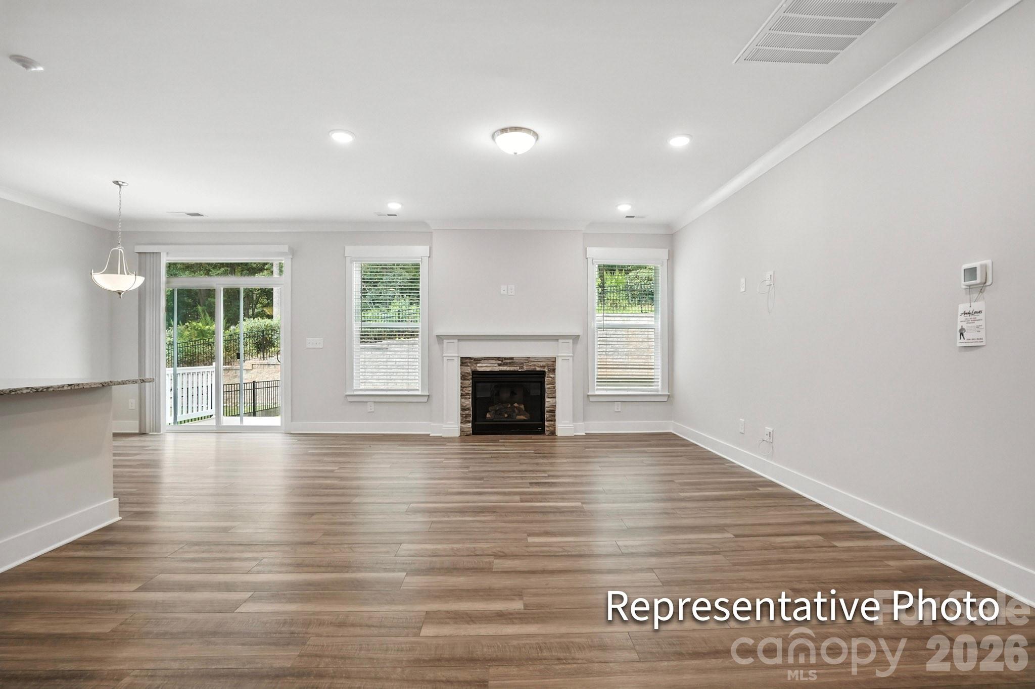 2042 Mantle Ridge Drive Property Photo 5