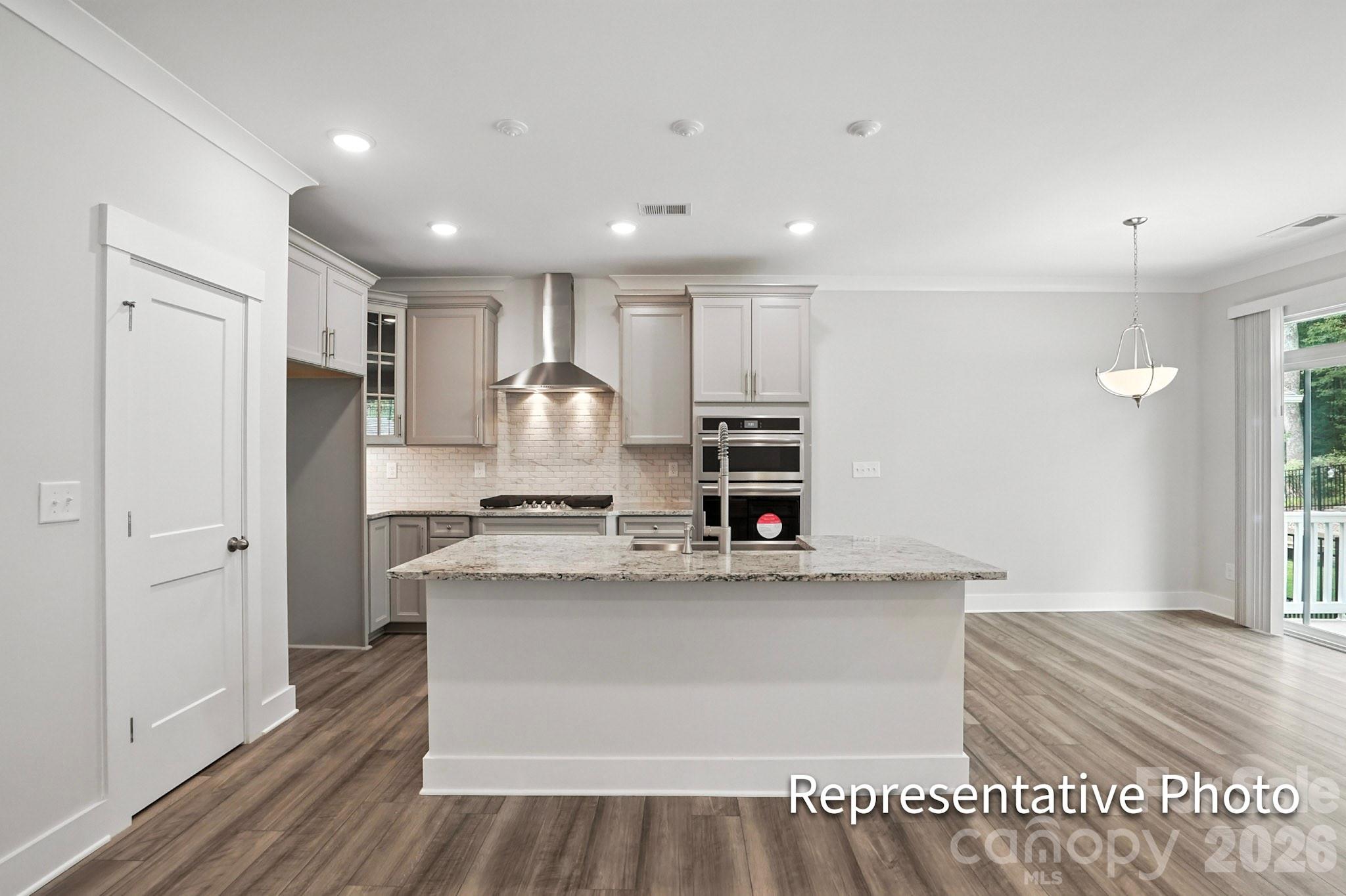 2042 Mantle Ridge Drive Property Photo 16