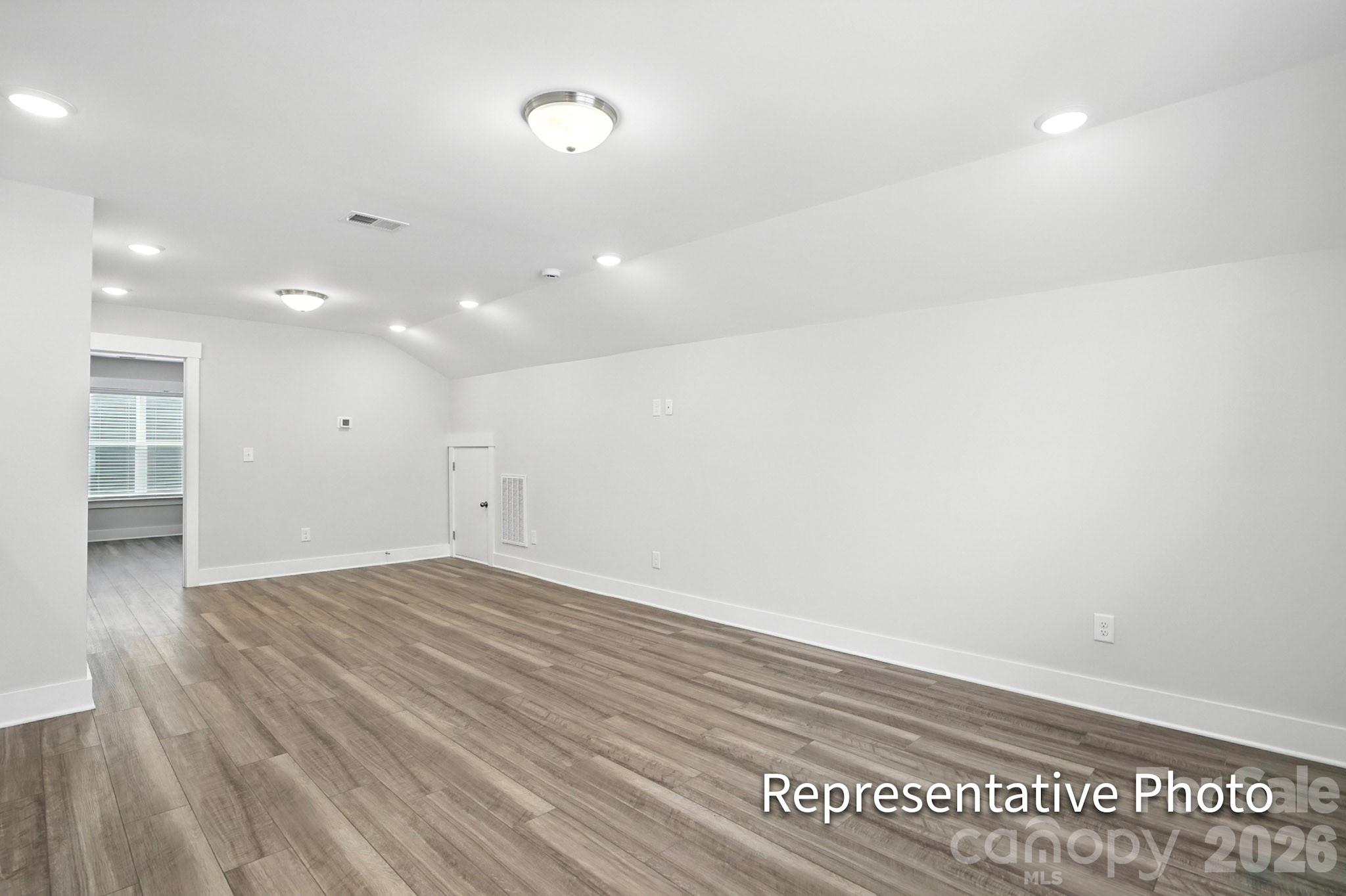 2042 Mantle Ridge Drive Property Photo 28