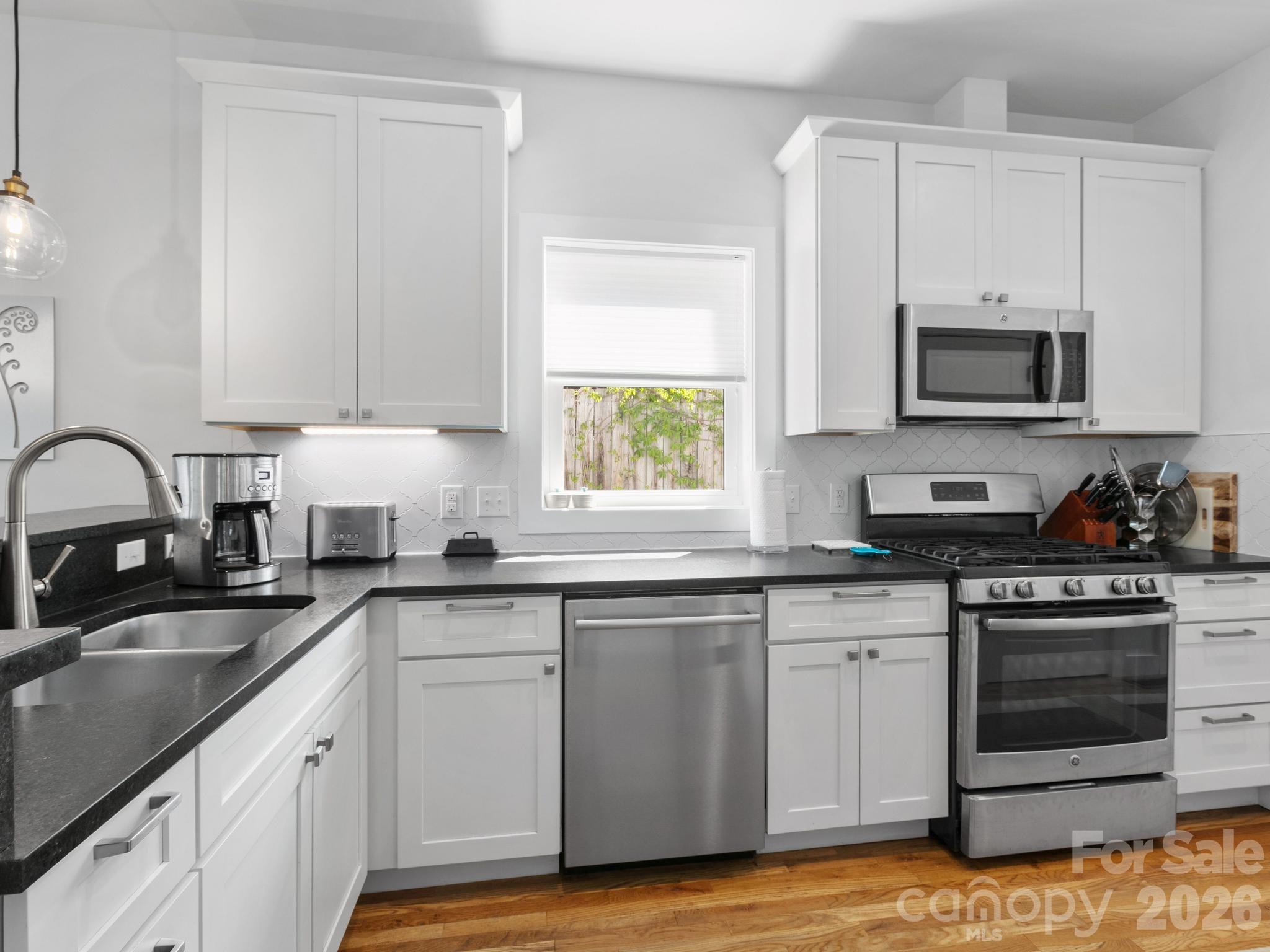46 Rumbough Place Property Photo 12