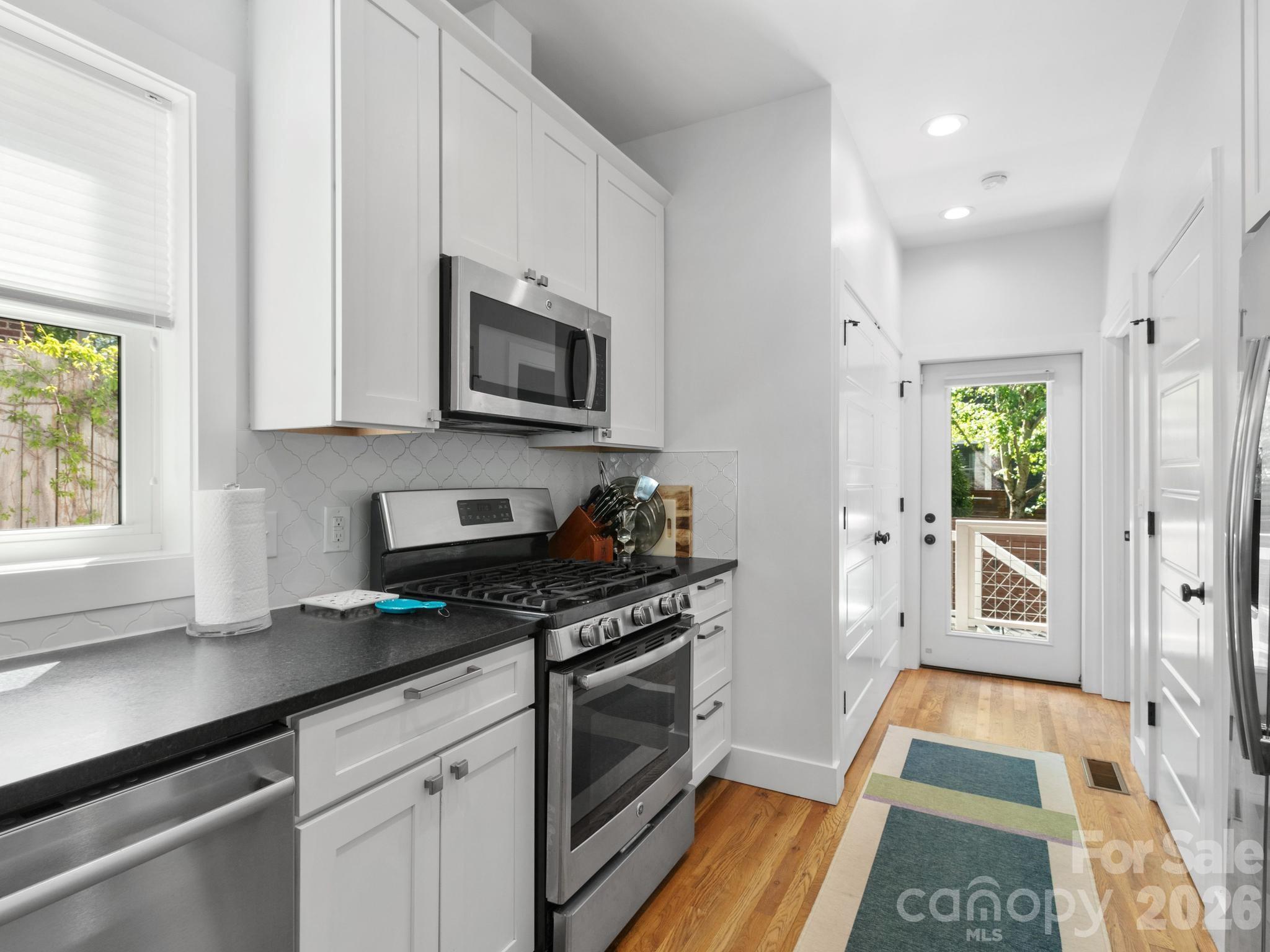 46 Rumbough Place Property Photo 13