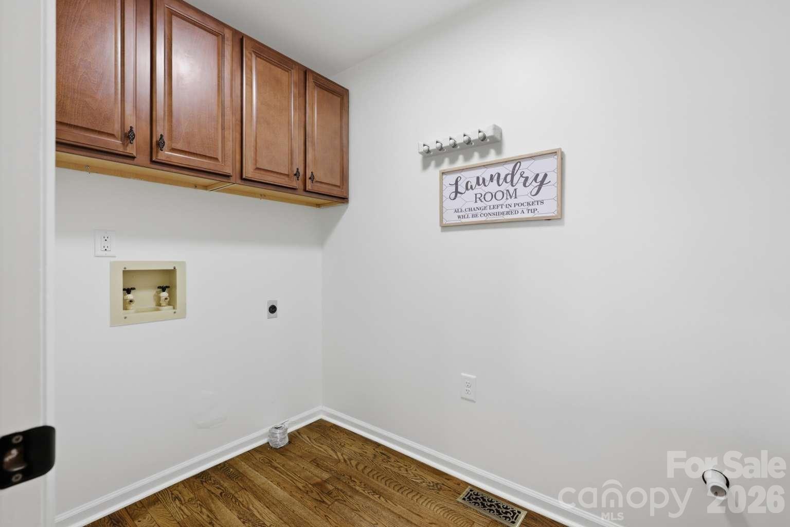 3811 Pinecrest Drive Property Photo 11
