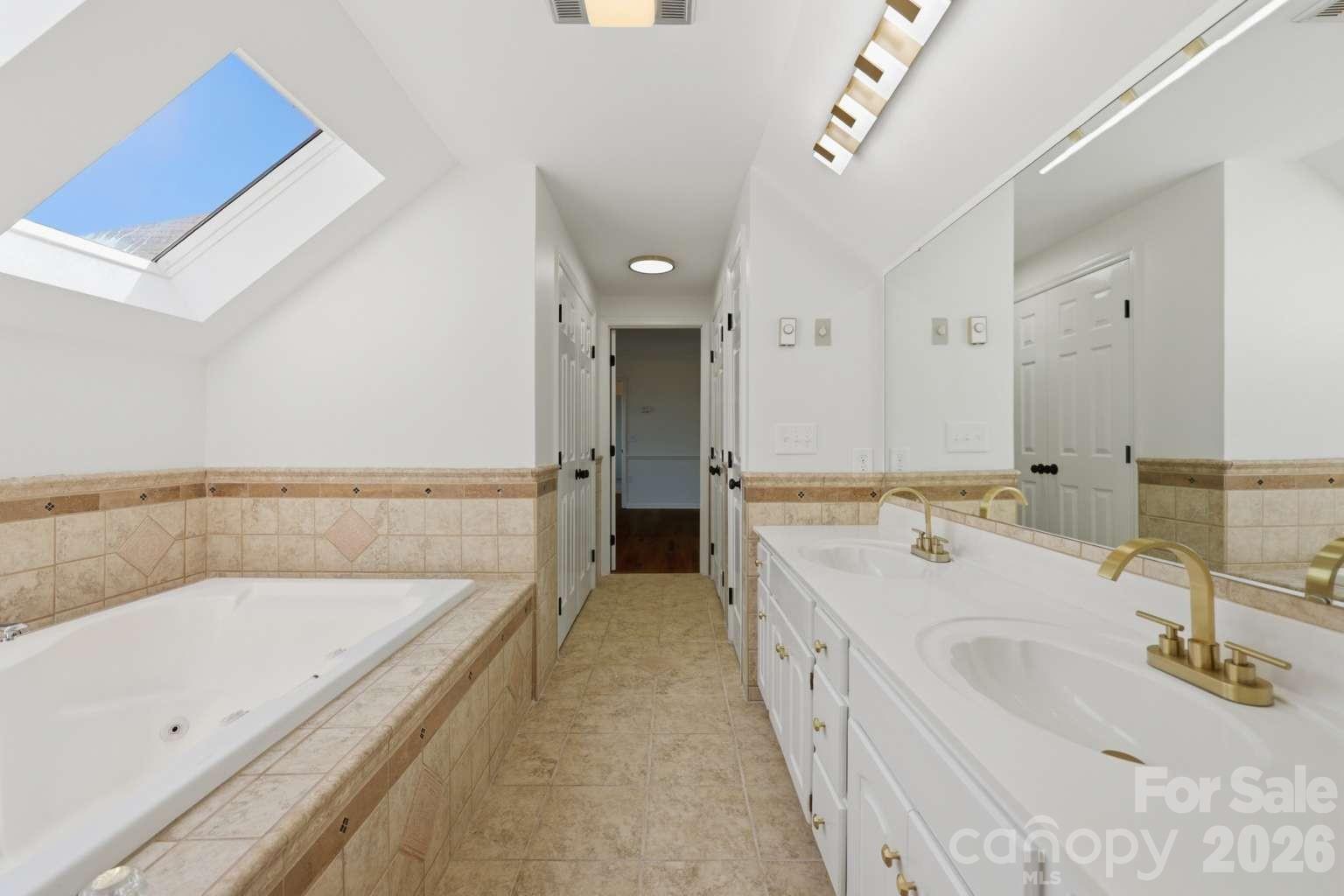 3811 Pinecrest Drive Property Photo 23