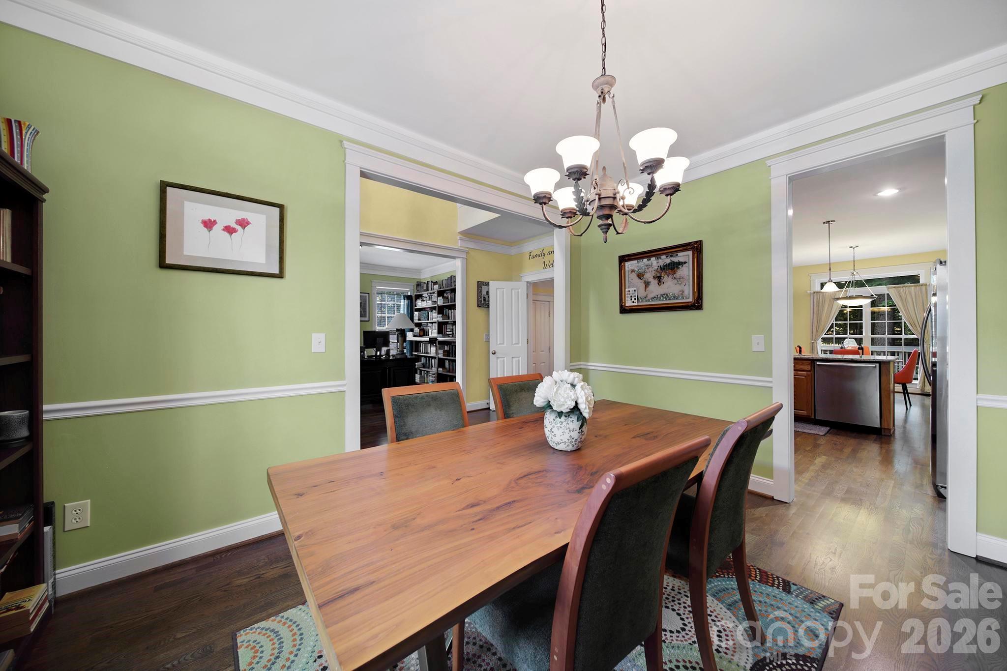 1512 Calvin Hal Road Property Photo 7