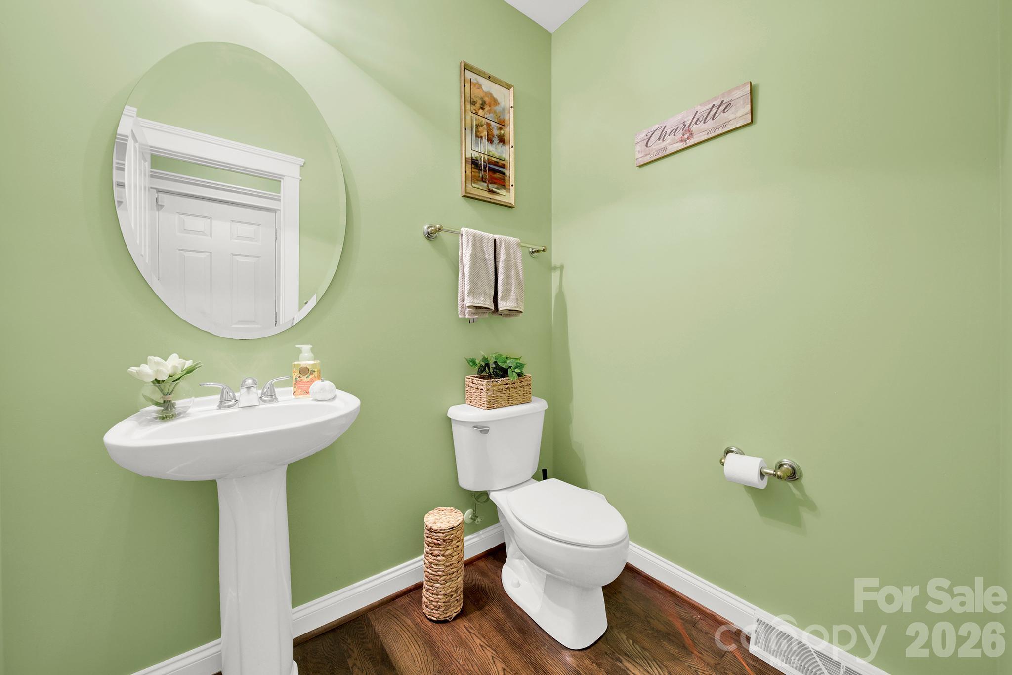 1512 Calvin Hal Road Property Photo 14