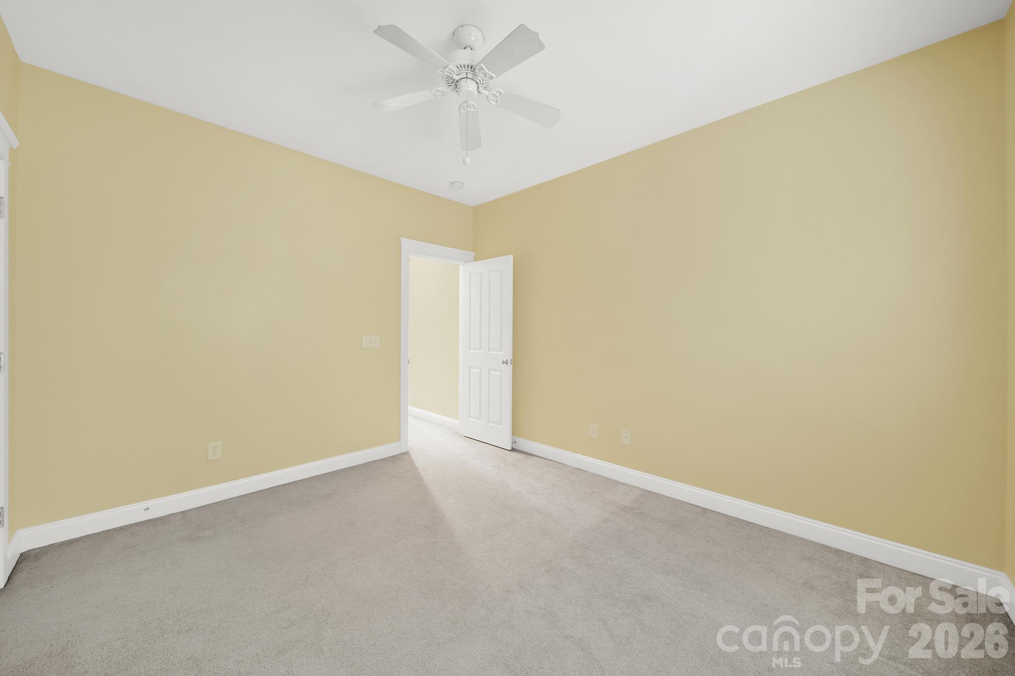 1512 Calvin Hal Road Property Photo 21