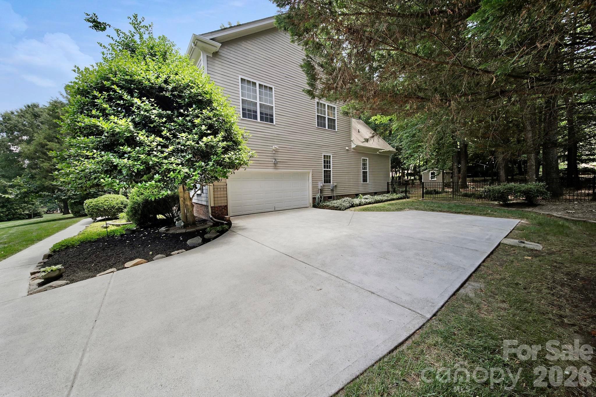 1512 Calvin Hal Road Property Photo 29