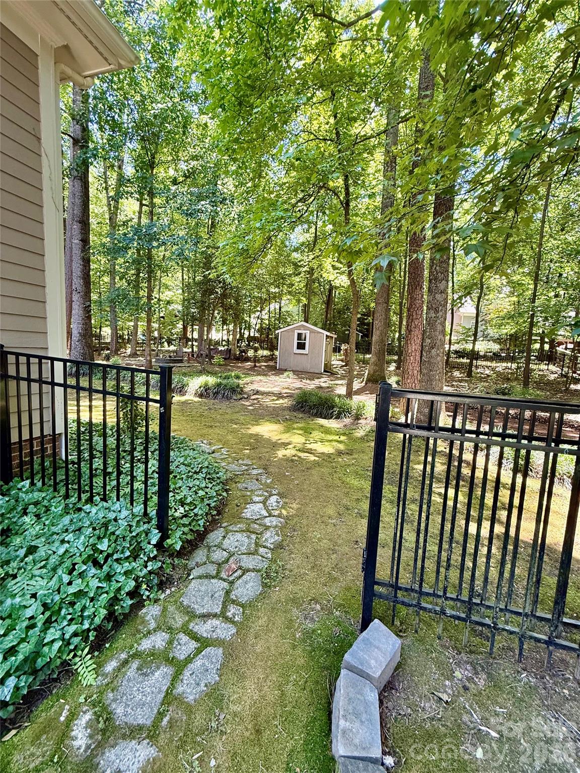 1512 Calvin Hal Road Property Photo 30