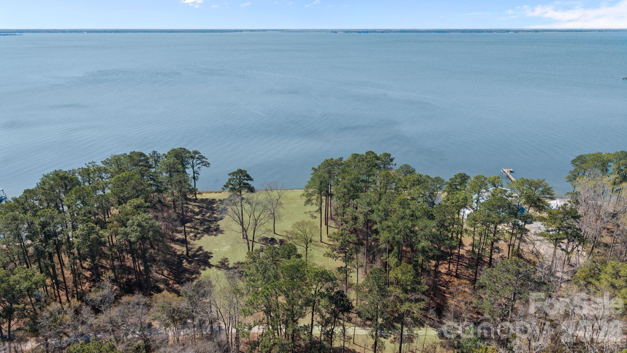 403 Chambers Point Property Photo 1