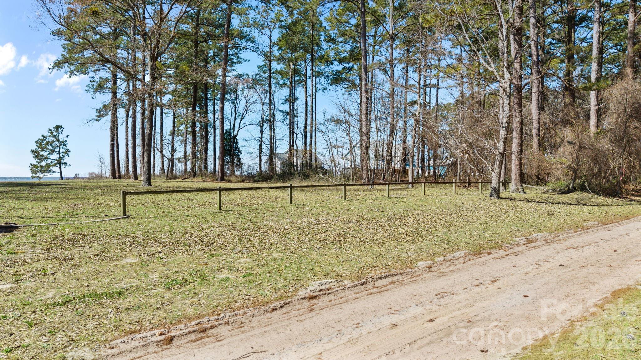 403 Chambers Point Property Photo 11