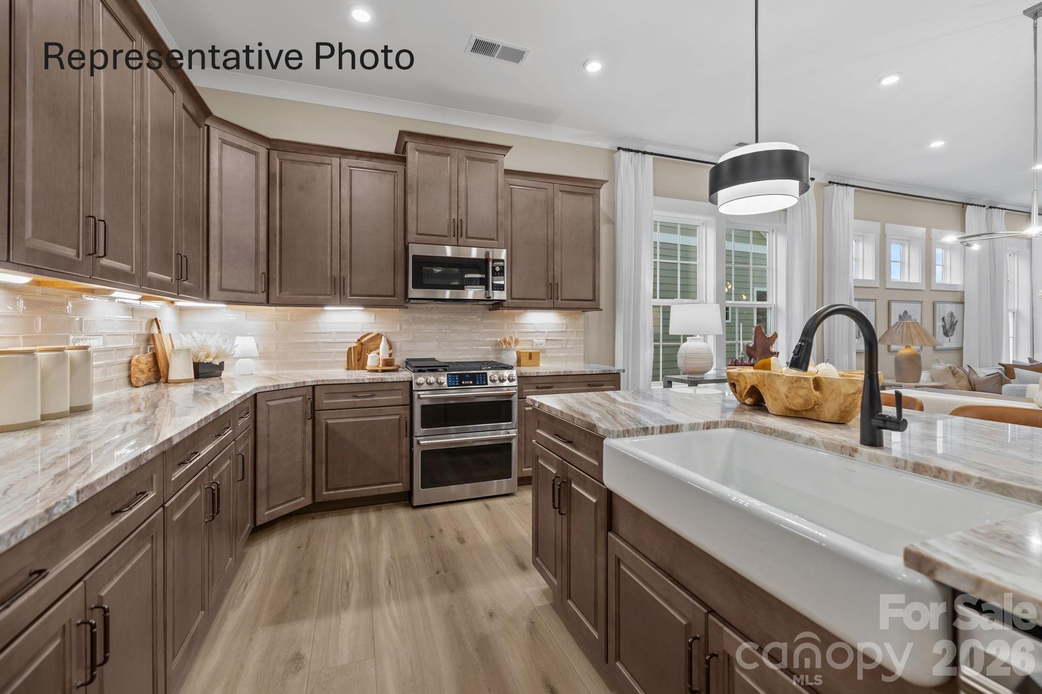 1550 Twin Leaf Road Property Photo 4