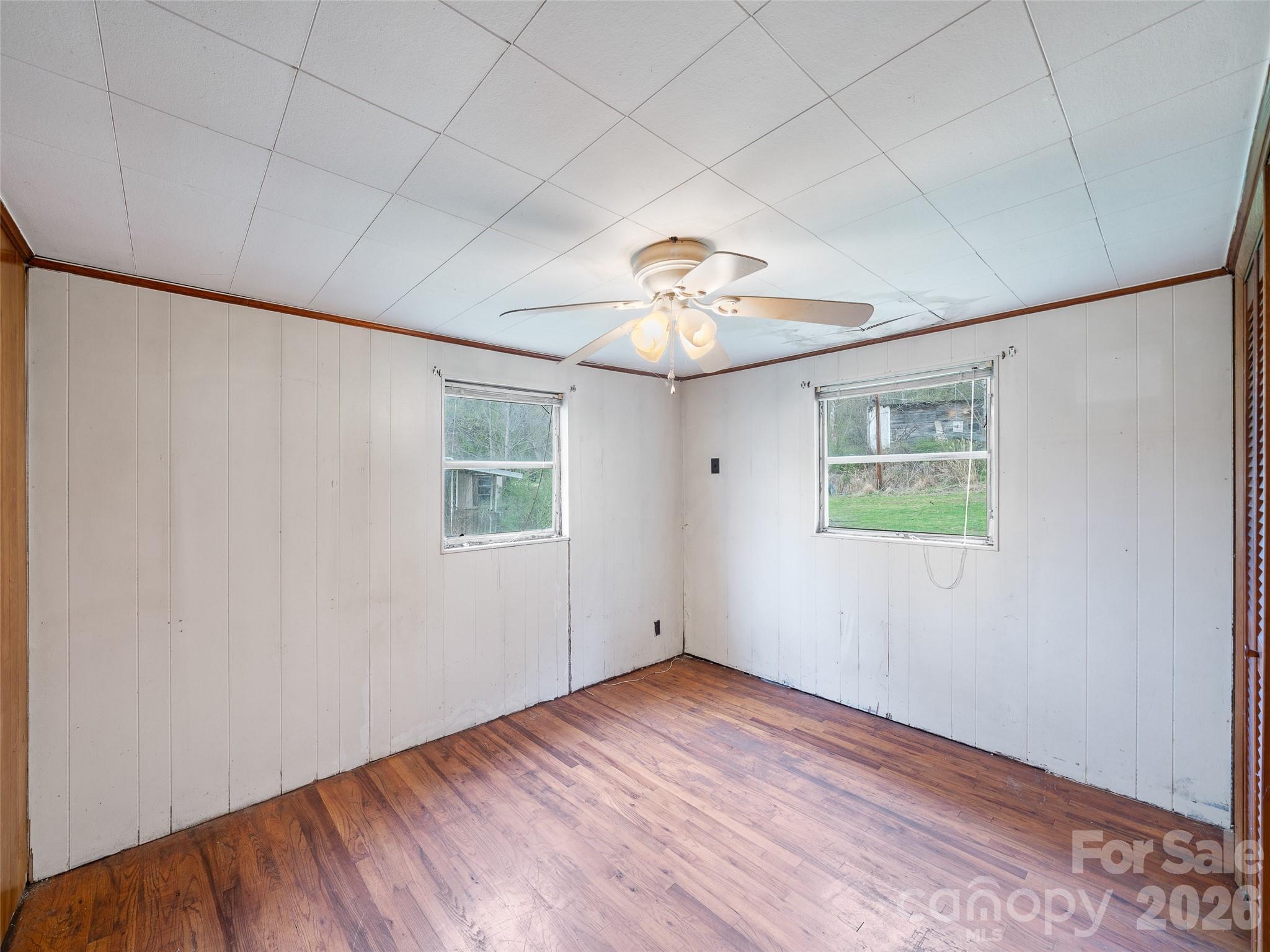 2432 Grapevine Road Property Photo 10