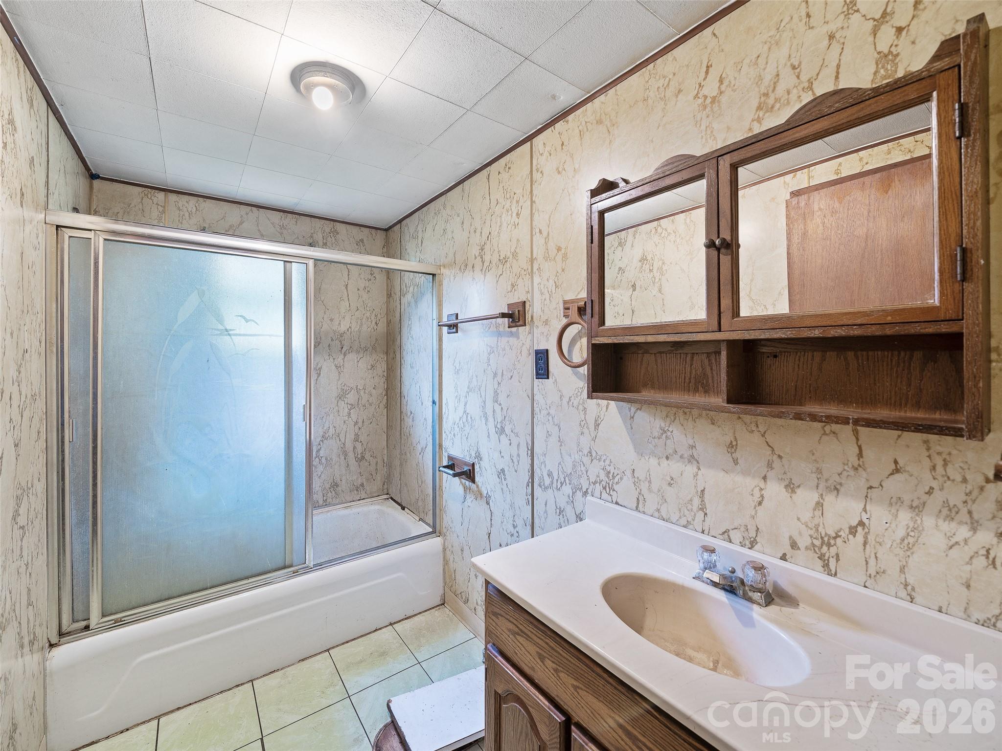 2432 Grapevine Road Property Photo 11