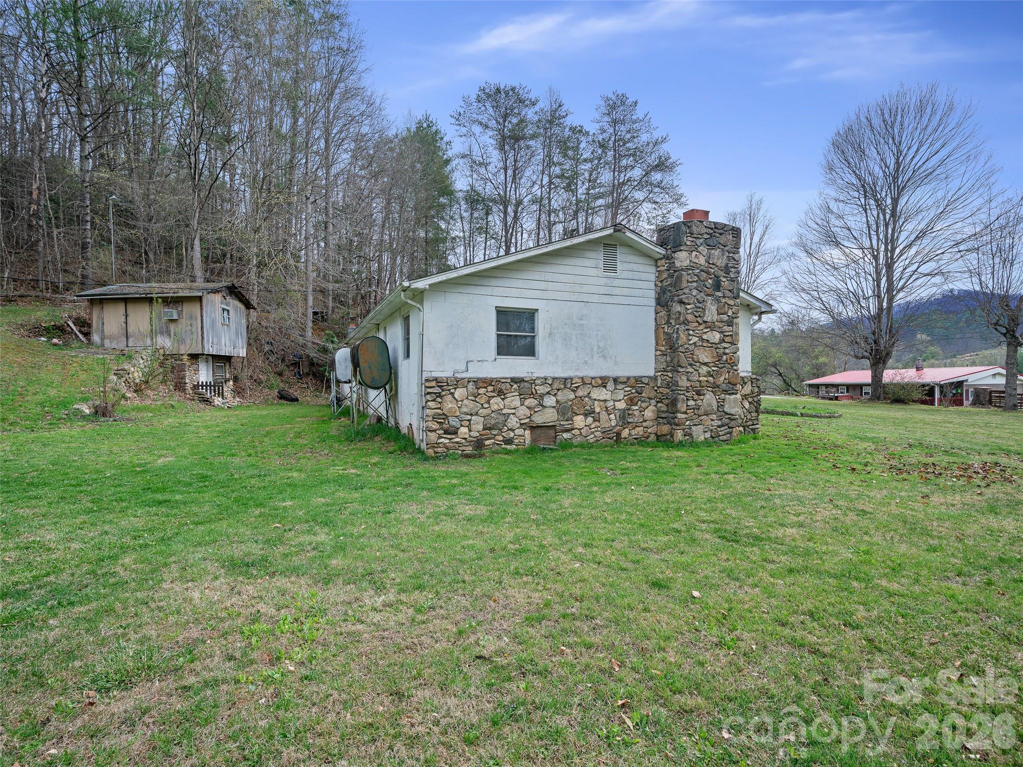 2432 Grapevine Road Property Photo 21