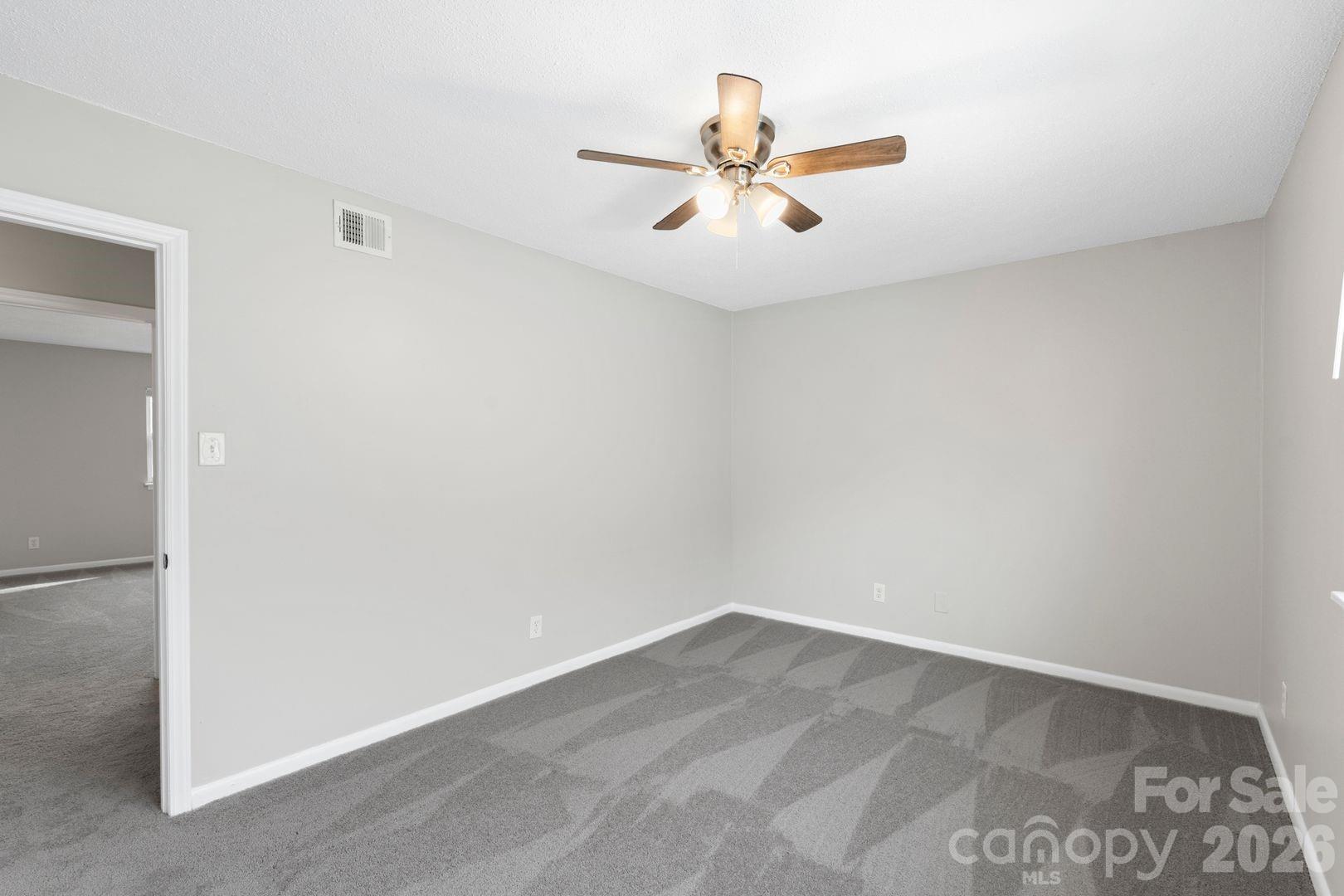 309 Union Avenue Property Photo 10