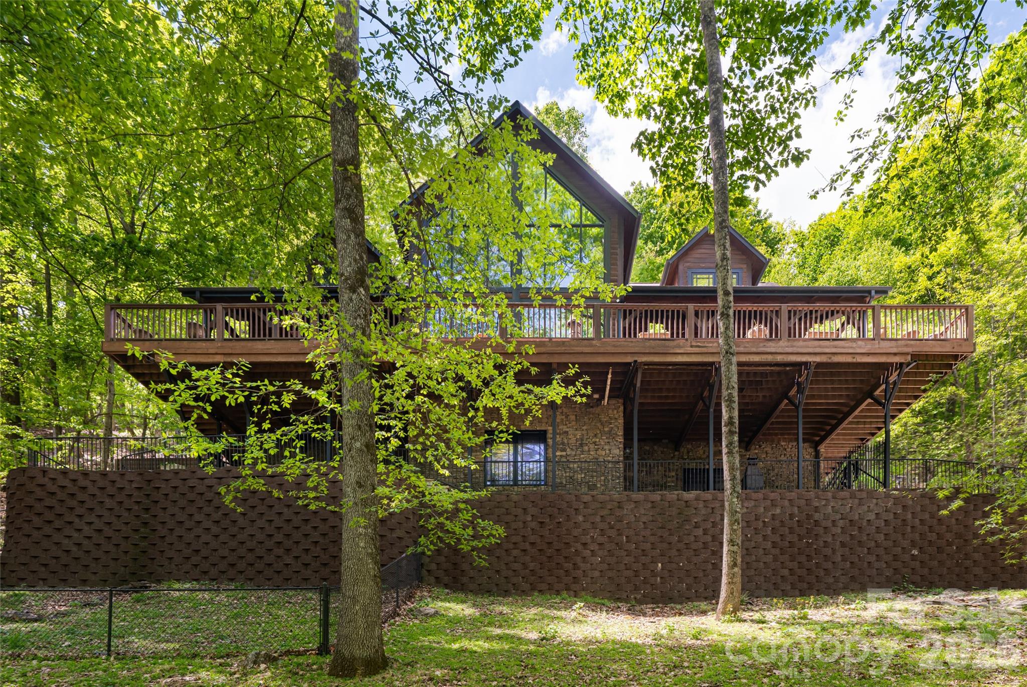 14 Walnut Drive Property Photo 3