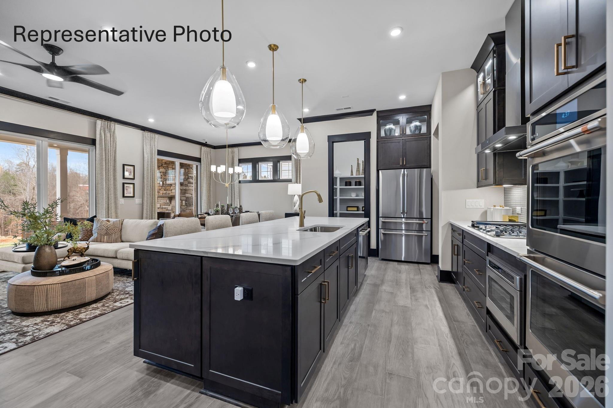 1468 Twin Leaf Road Property Photo 8