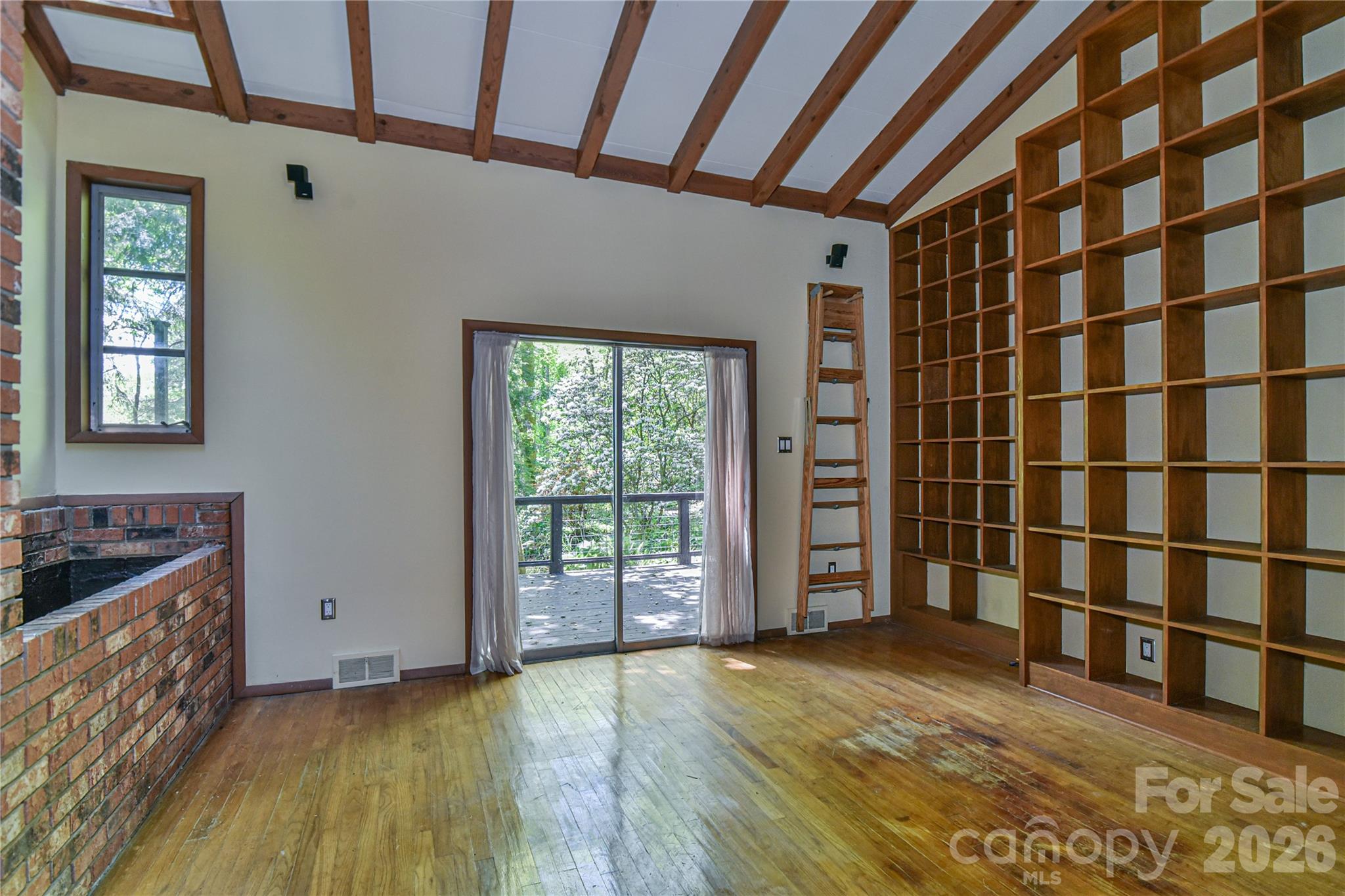 1 Hillcrest Lane Property Photo 10