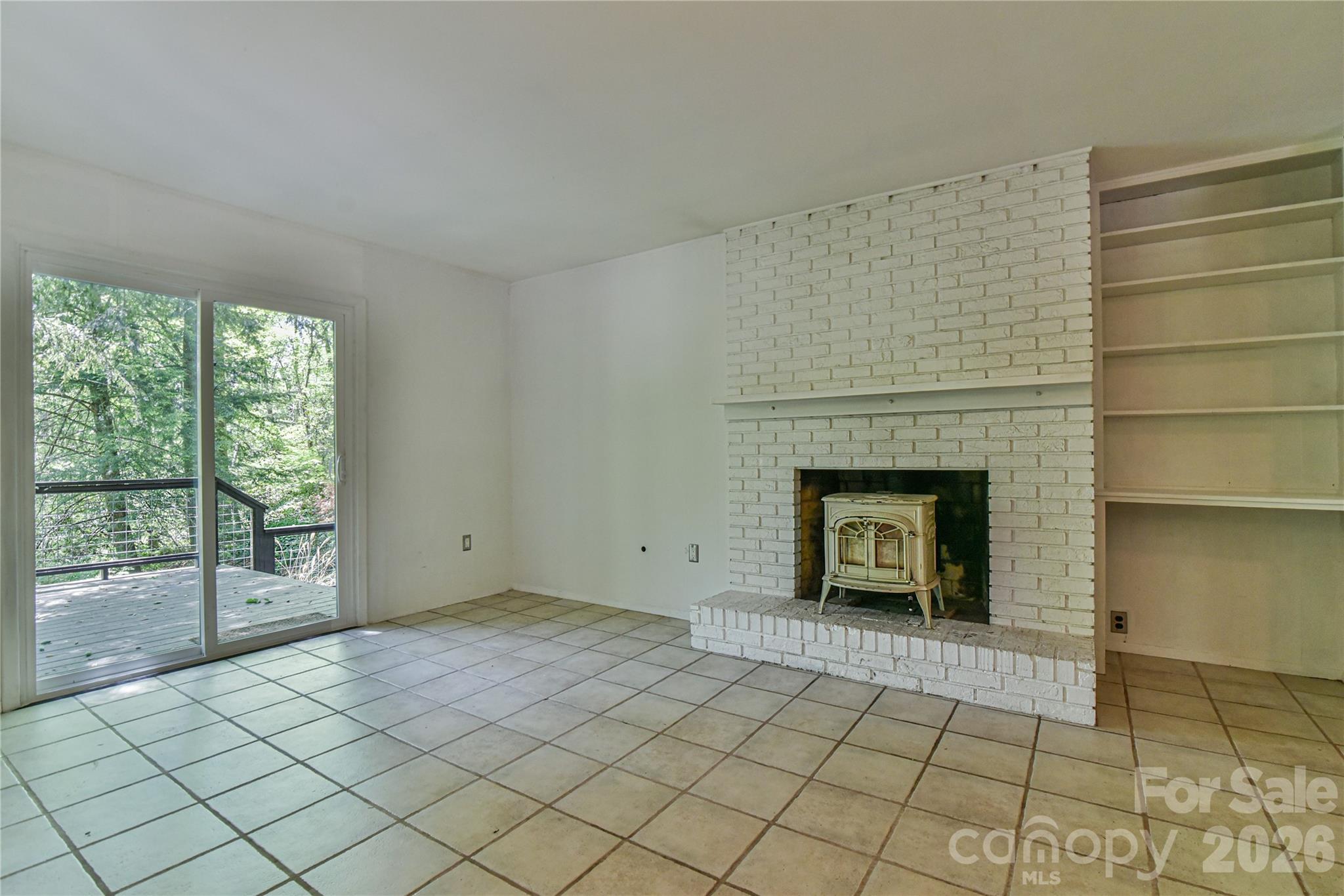 1 Hillcrest Lane Property Photo 17