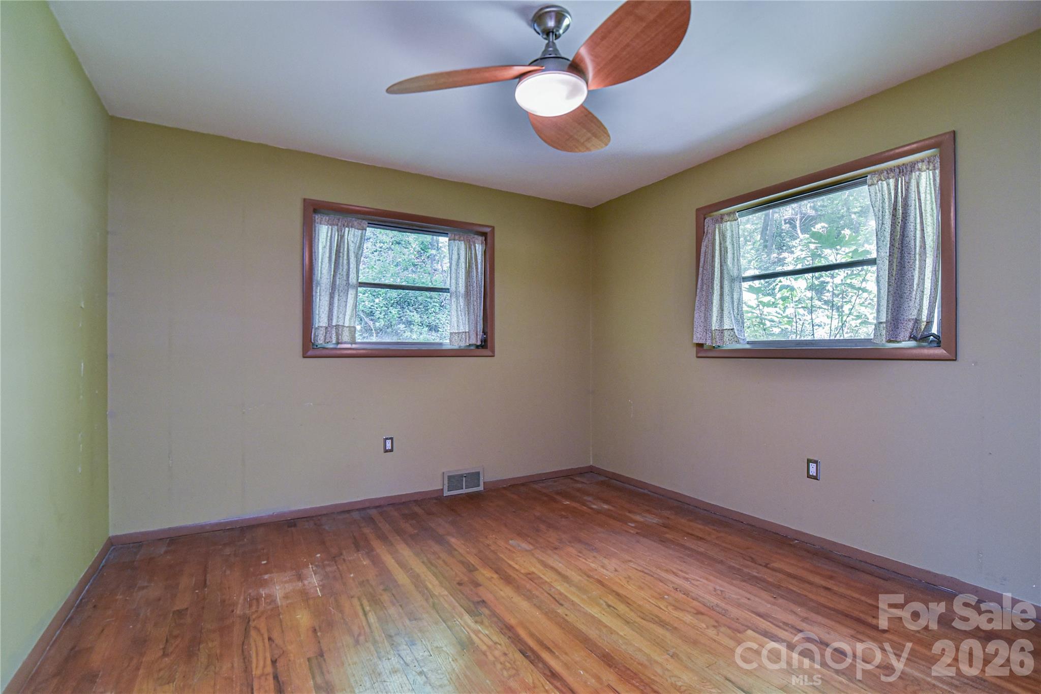 1 Hillcrest Lane Property Photo 23