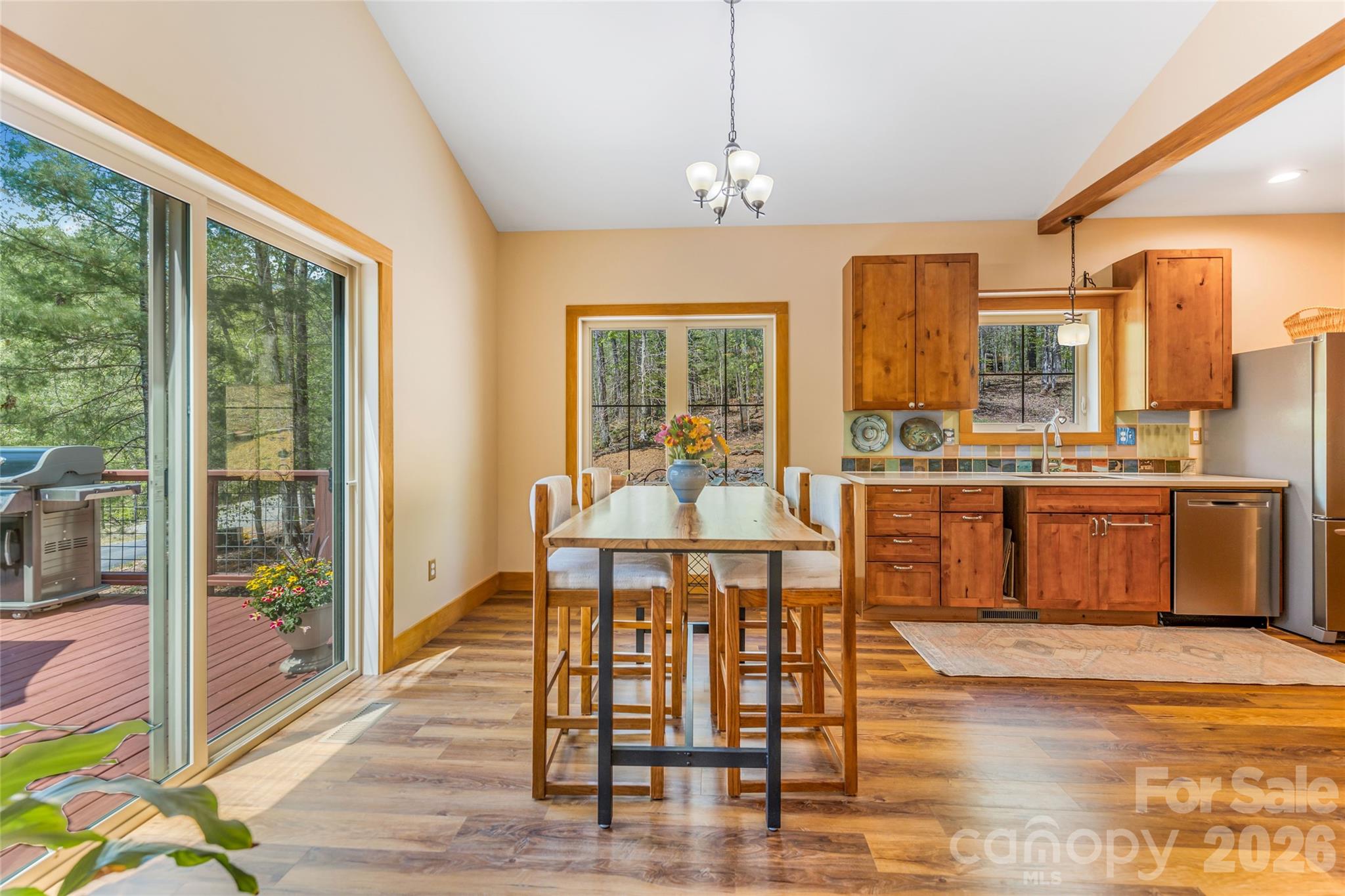 446 Amanda Drive Property Photo 19