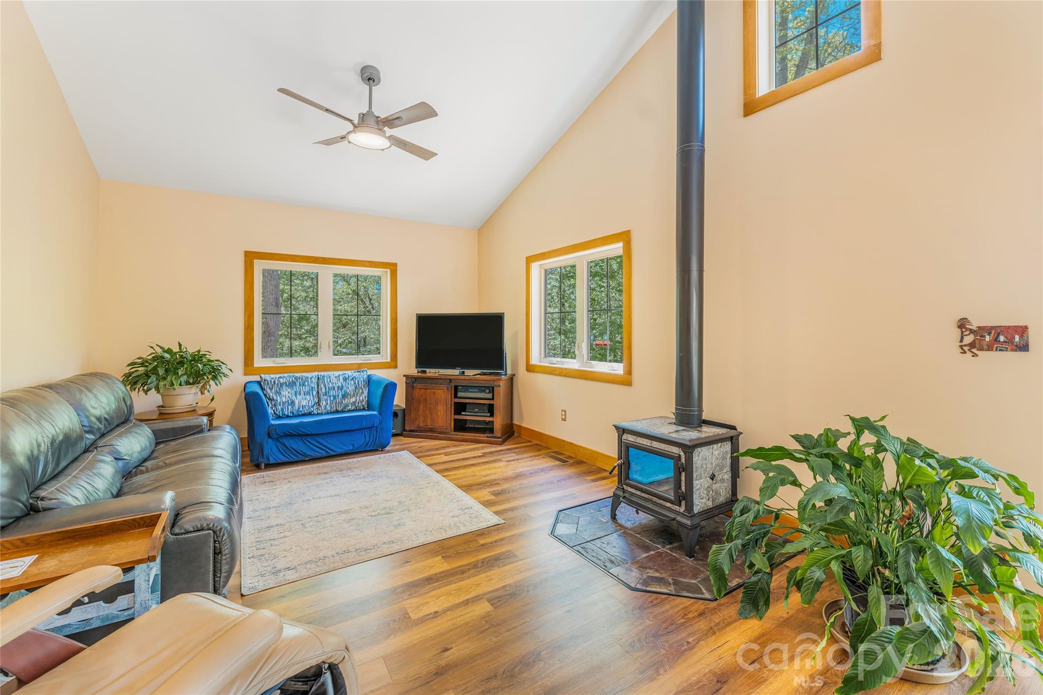446 Amanda Drive Property Photo 22