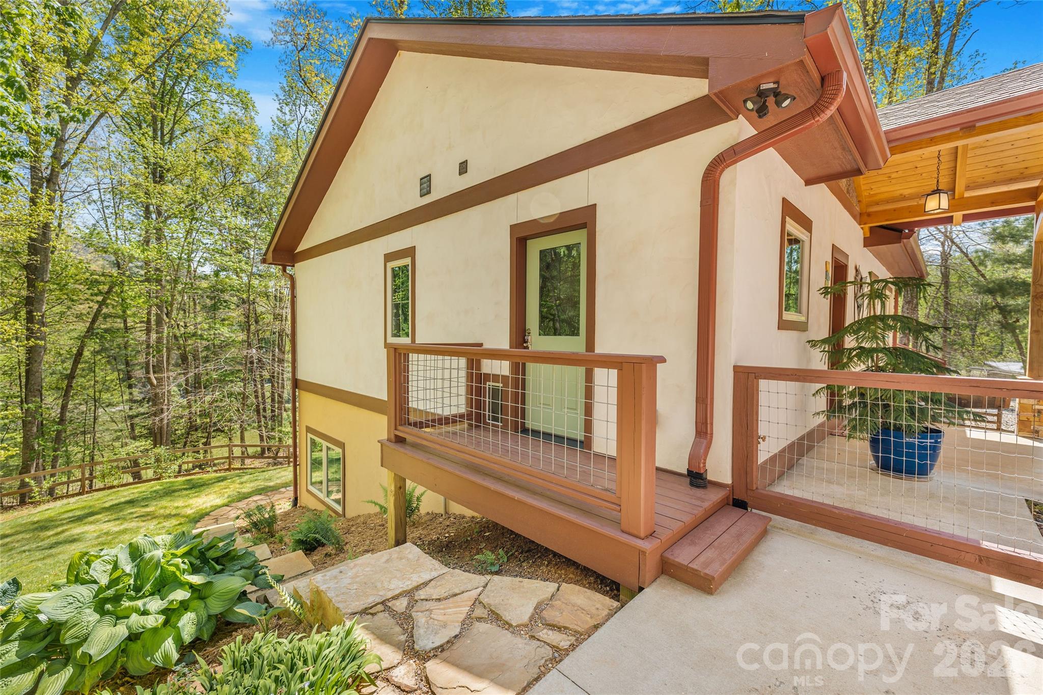 446 Amanda Drive Property Photo 39