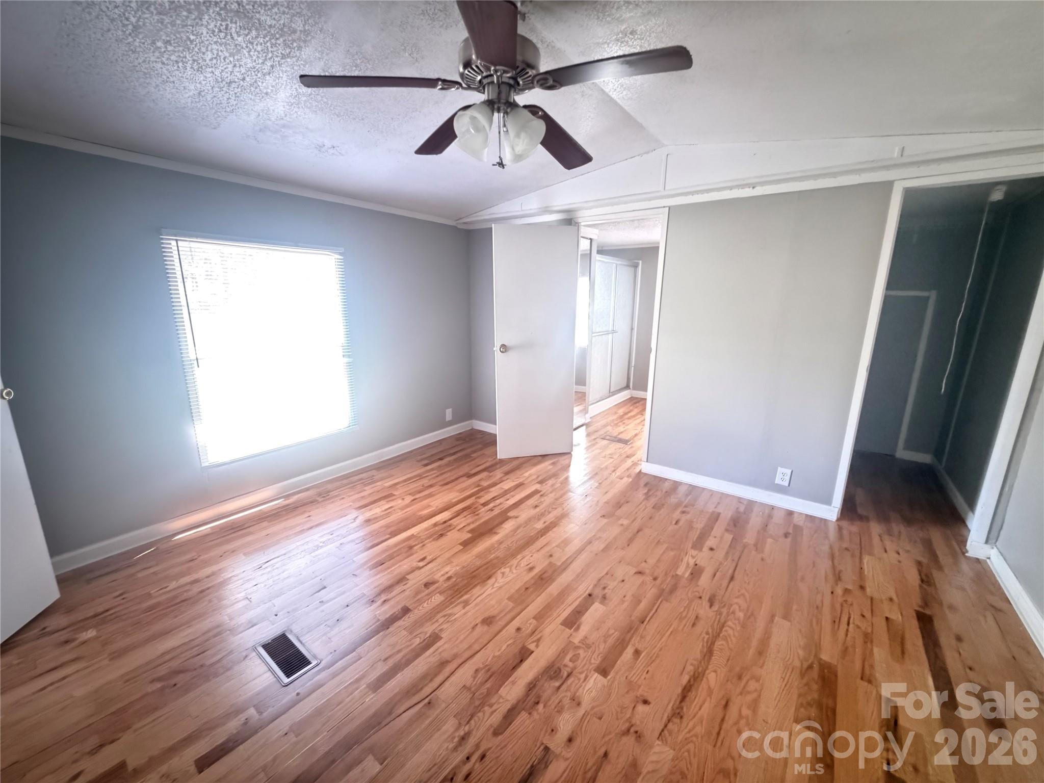 417 Stony Point Road Property Photo 11