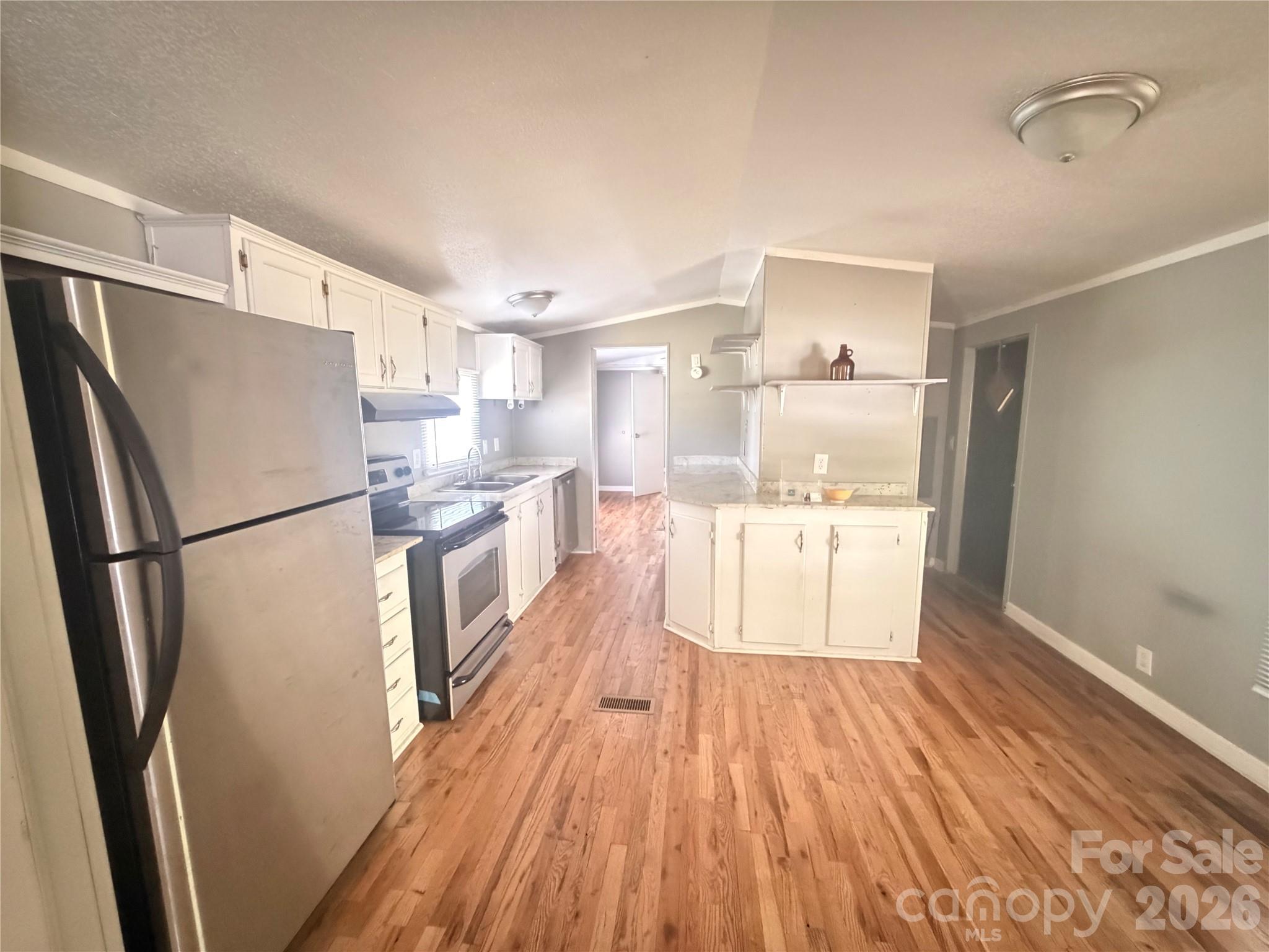 417 Stony Point Road Property Photo 12