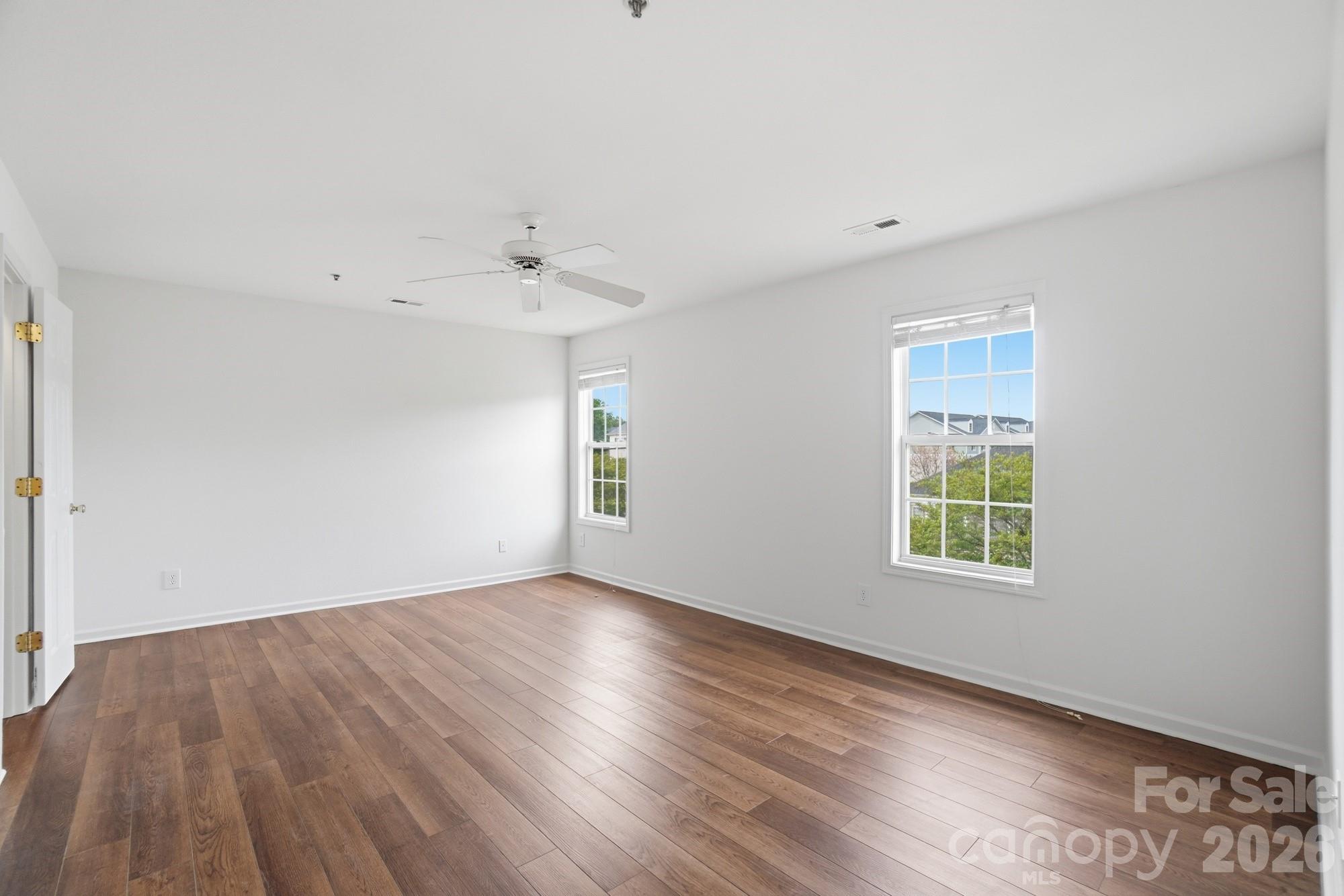 3937 Mohawk Court Property Photo 16