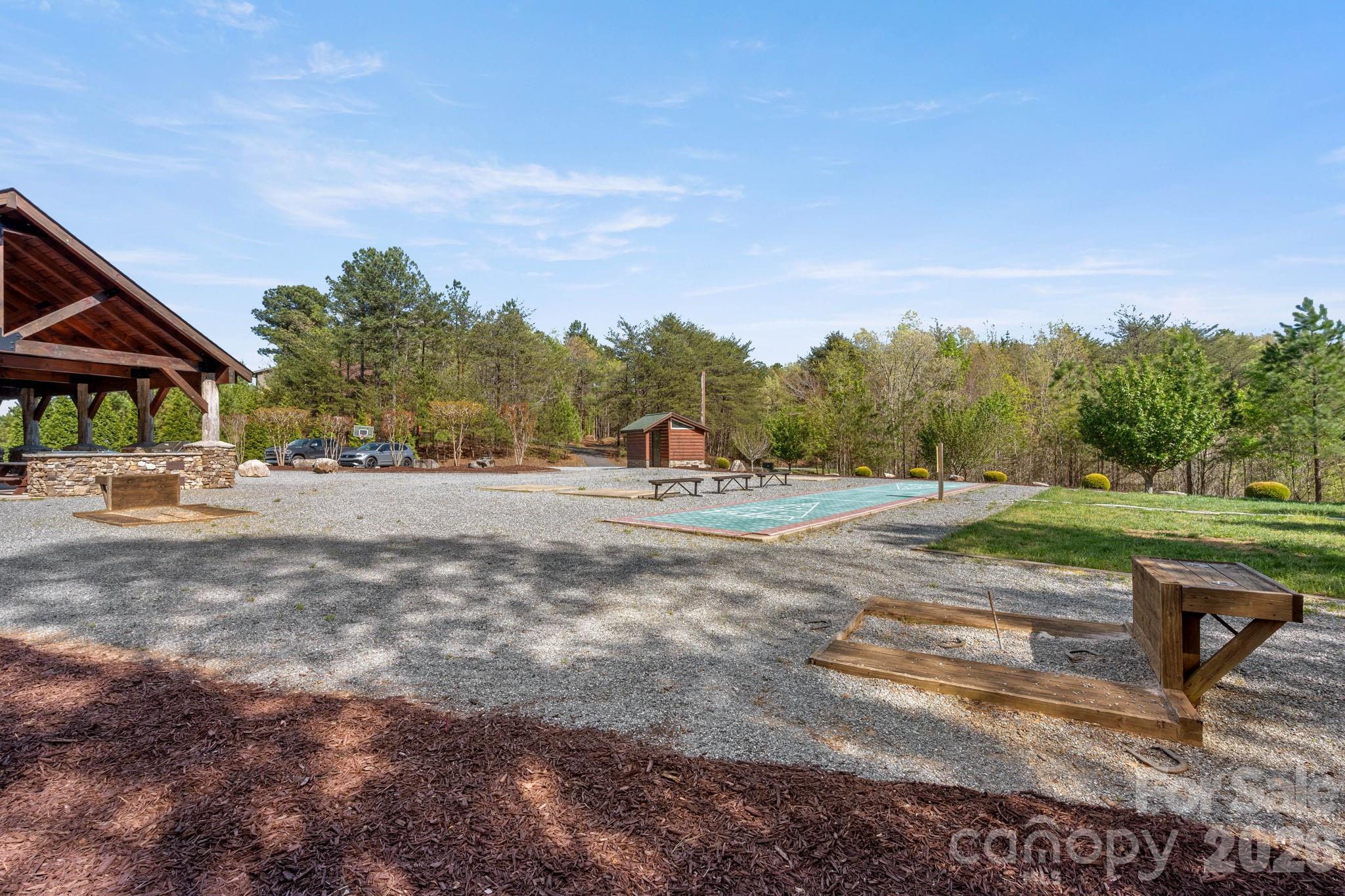 25 Briar Ridge Lane Property Photo 41