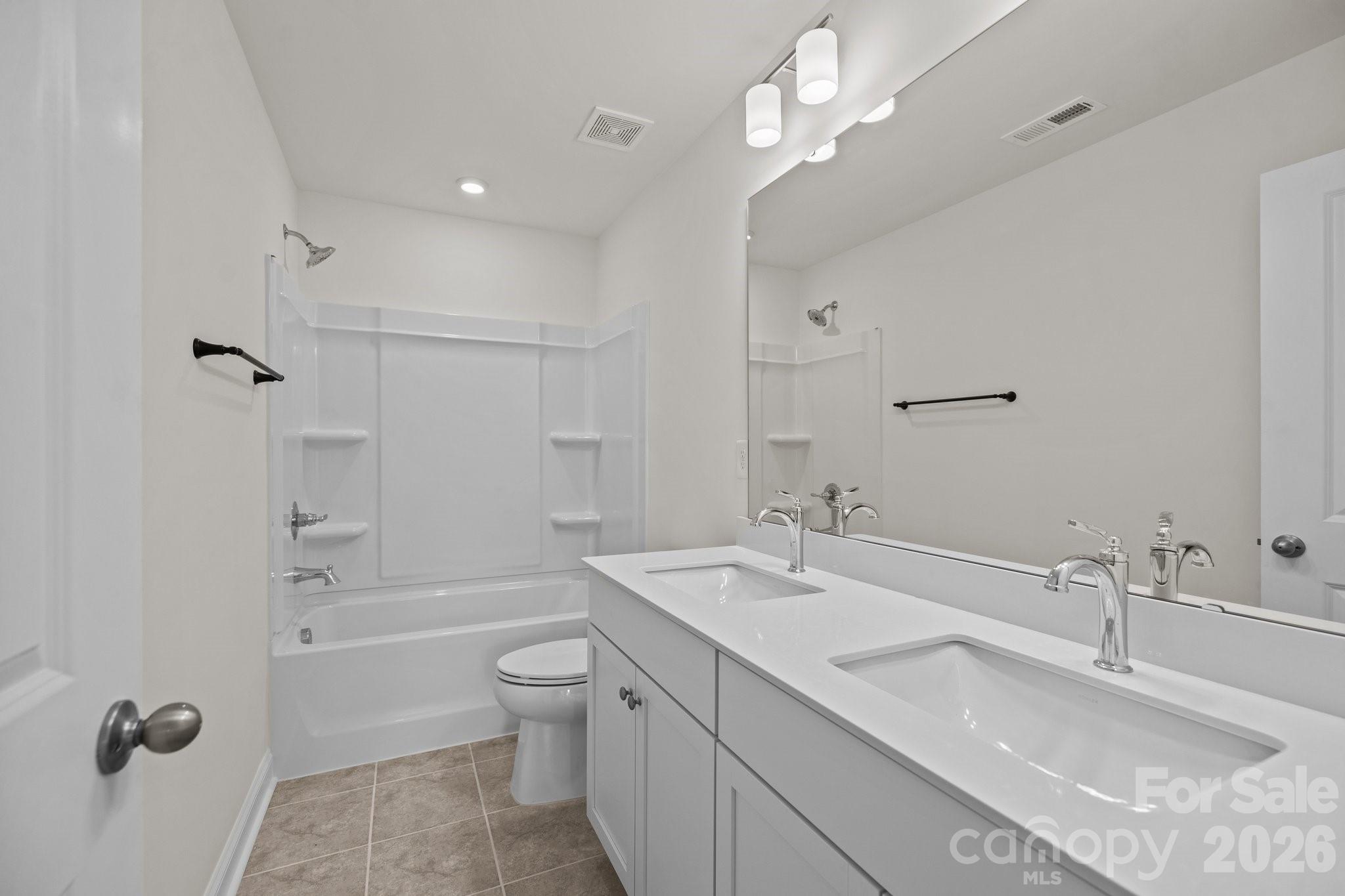 2926 Clyde Drive Property Photo 25