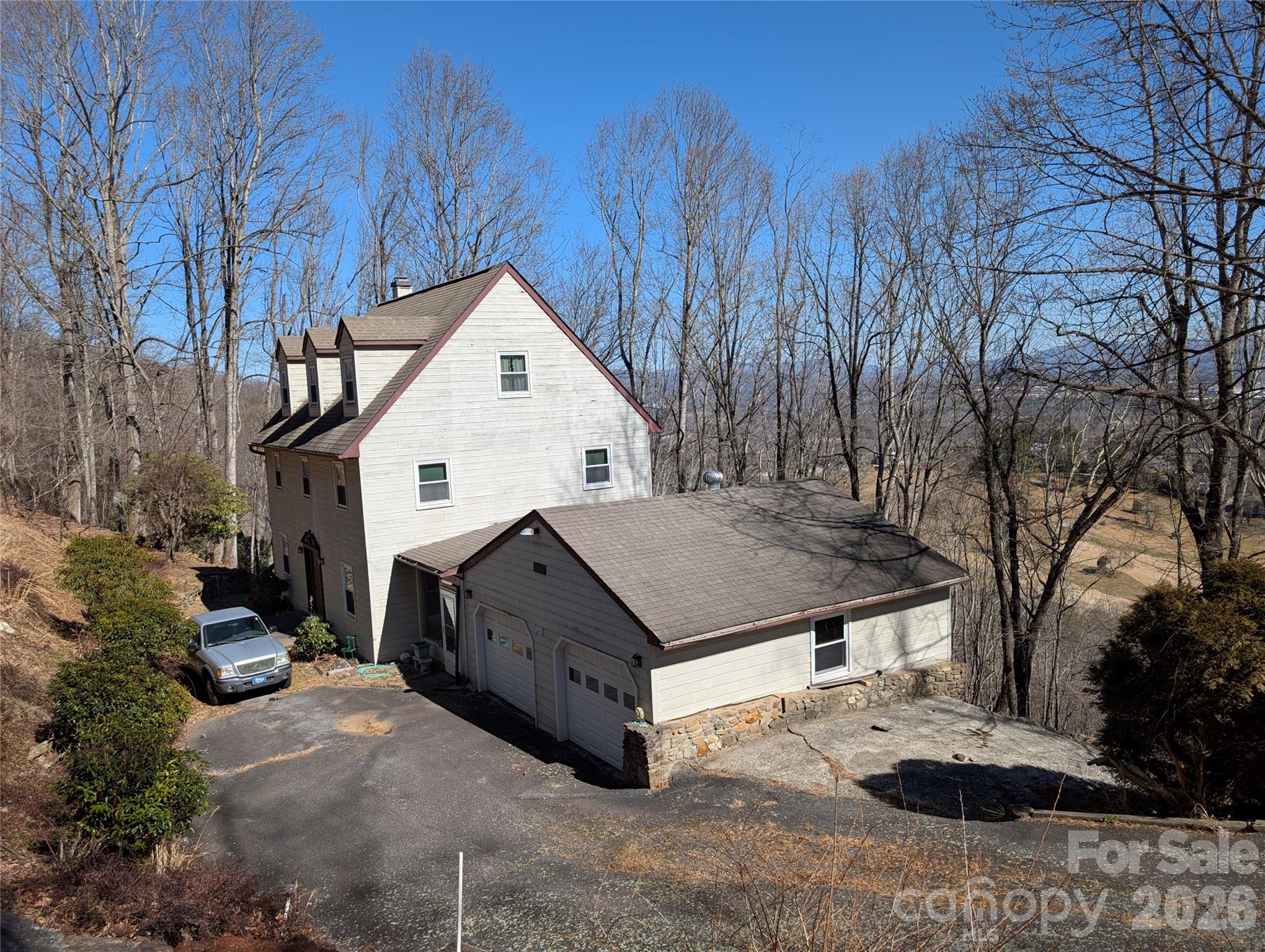4 Wild Dogwood Trail Property Photo 2