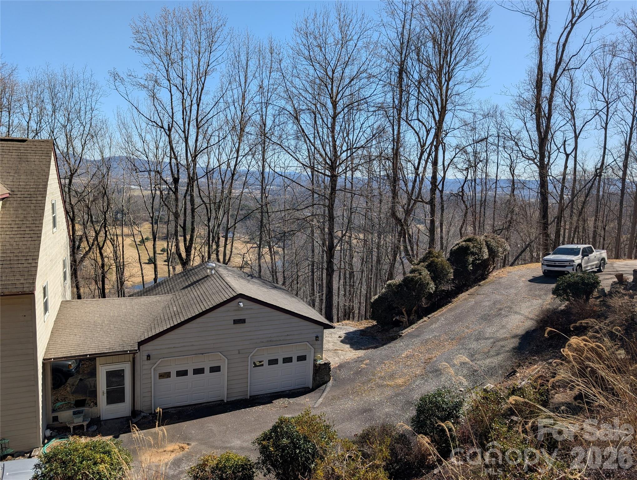 4 Wild Dogwood Trail Property Photo 4