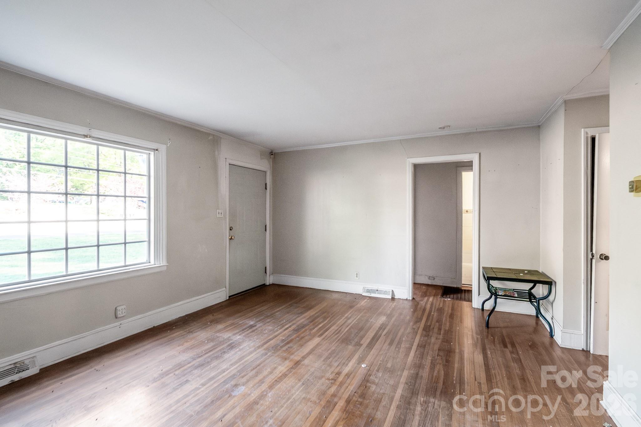 4430 W Tyvola Road Property Photo 8