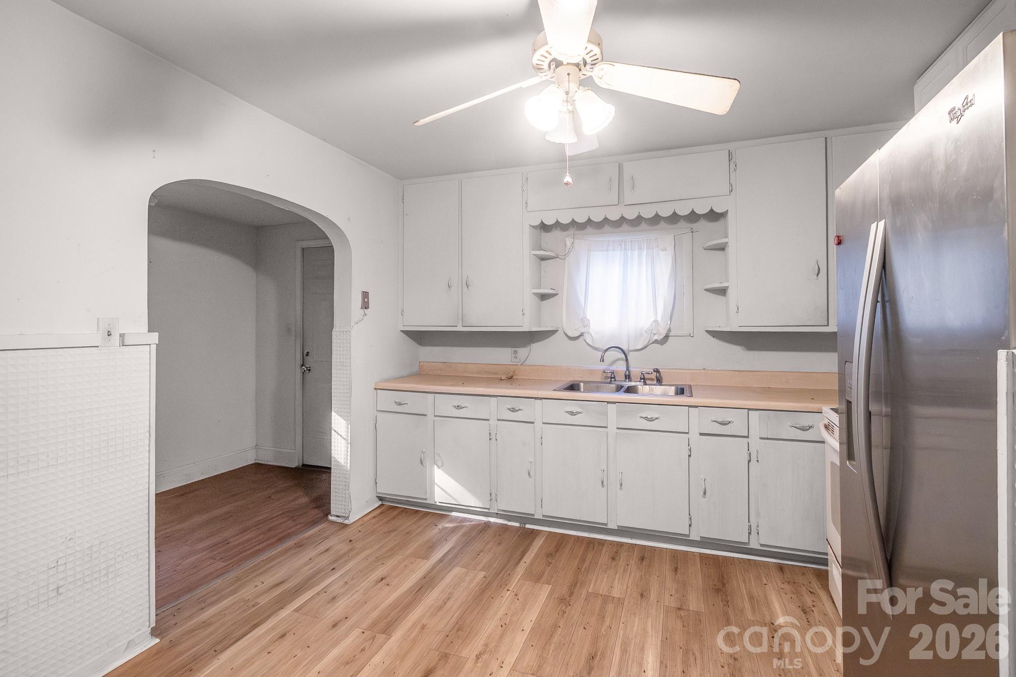 4430 W Tyvola Road Property Photo 12