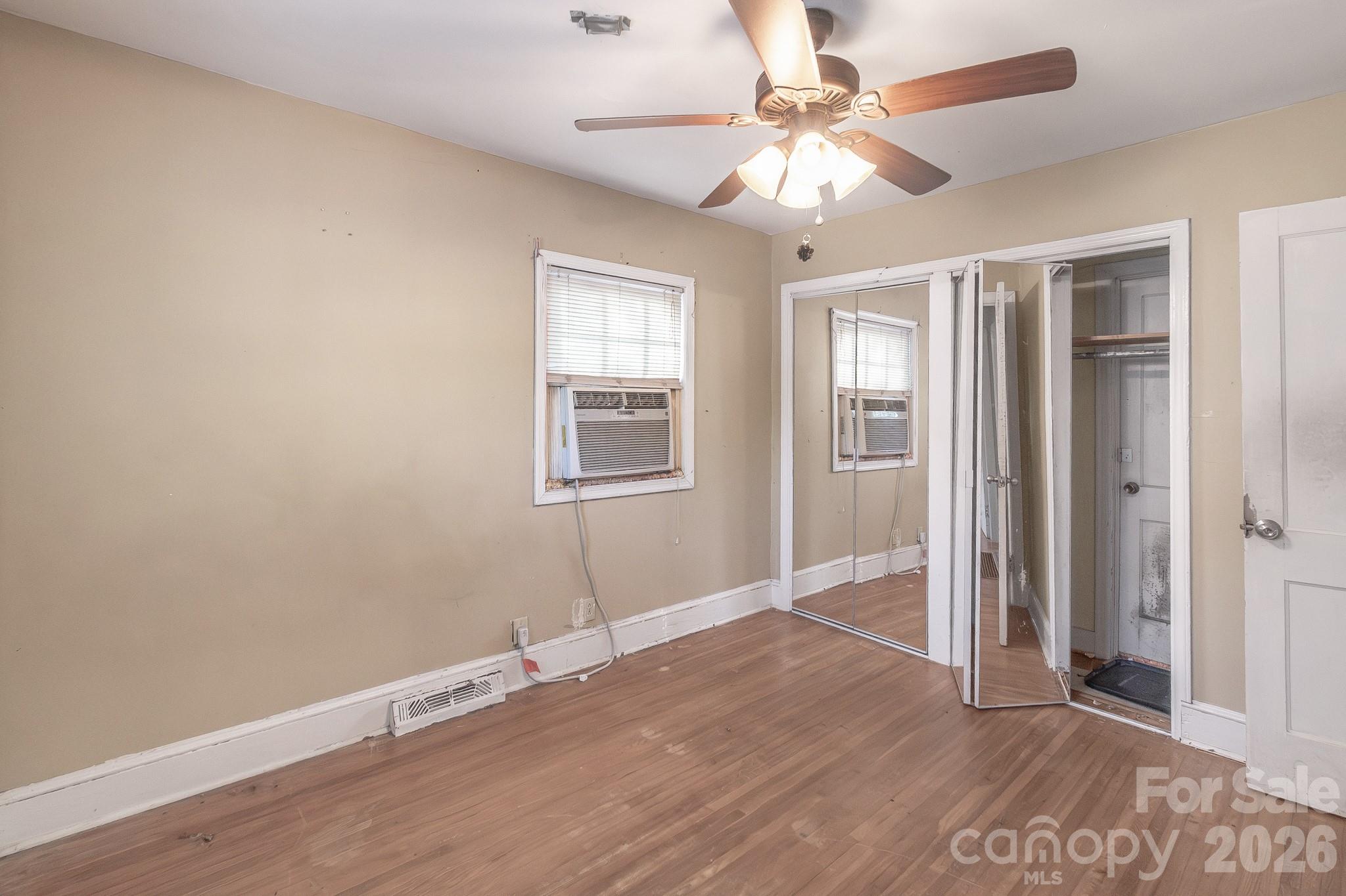 4430 W Tyvola Road Property Photo 23
