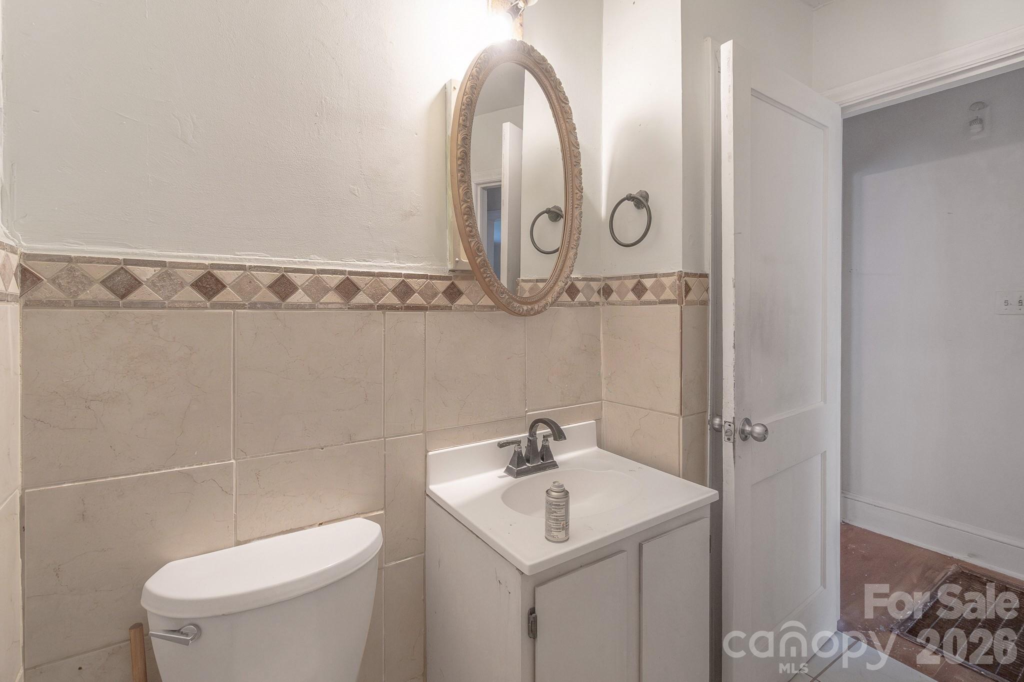 4430 W Tyvola Road Property Photo 27