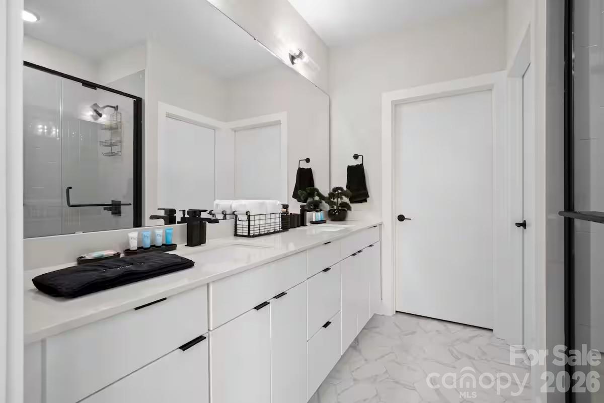 223 Freeland Lane Property Photo 16