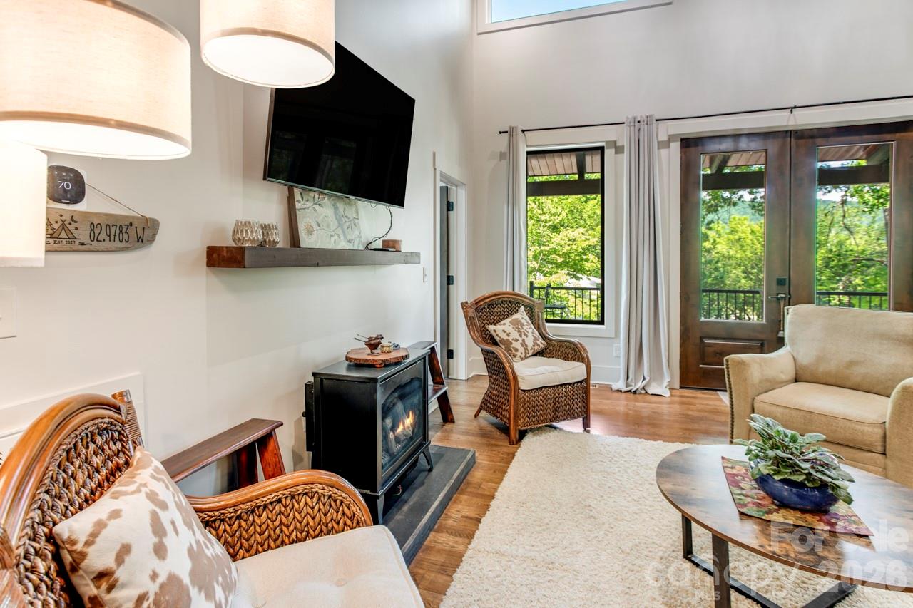 90 Summitt Street Property Photo 20