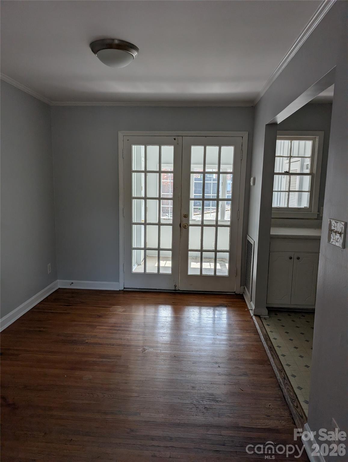 910 Mcalway Road C Property Photo 11