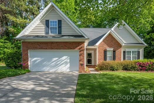 1614 Iverness Court Property Photo 3