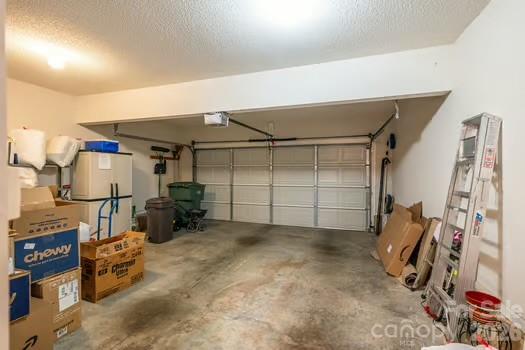 1614 Iverness Court Property Photo 10