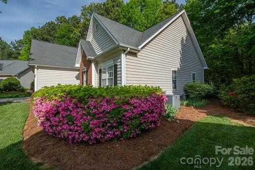 1614 Iverness Court Property Photo 24