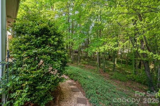 1614 Iverness Court Property Photo 25