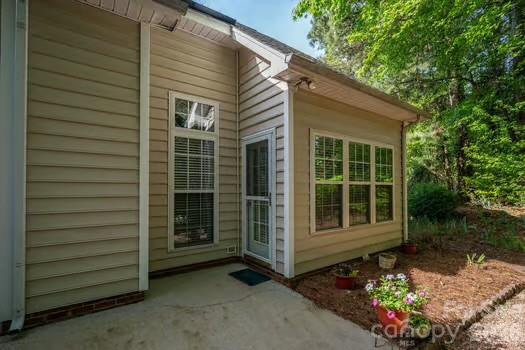 1614 Iverness Court Property Photo 27